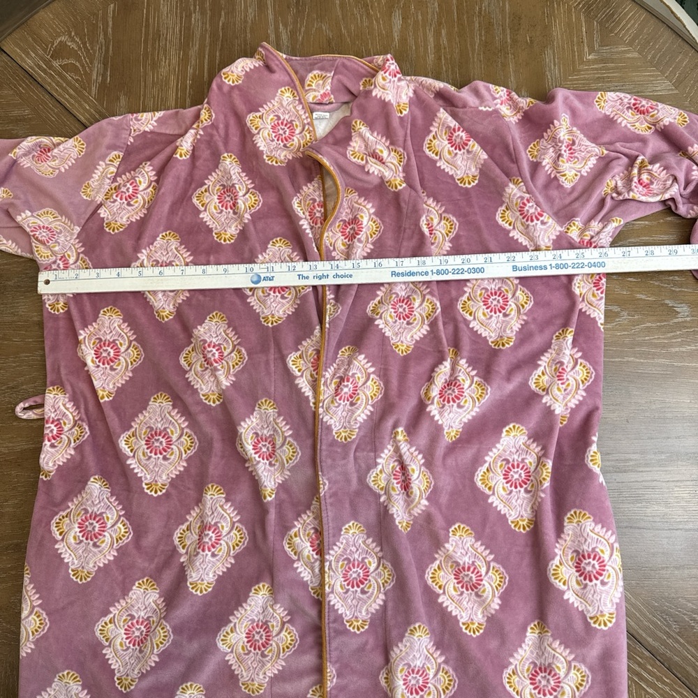 World Market Patterned Robe with Belt - Picture 5 of 6